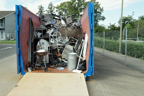 Best Commercial Cleanout Services  in St Charles, MO